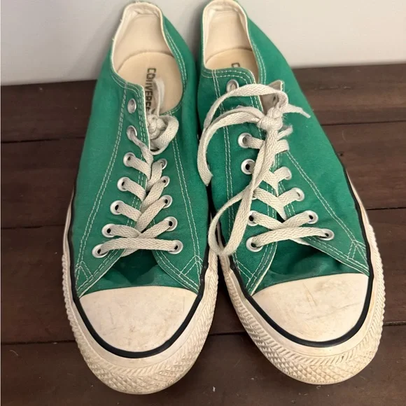 Green Converse Low Top Canvas Sneakers — Men’s 11 / Women’s 13 - Picture 2 of 6